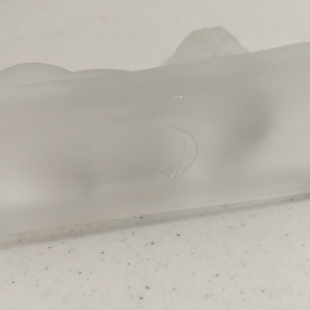 Cat Figurine Opaque Crystal Glass Paperweight 4" - Picture 7 of 8